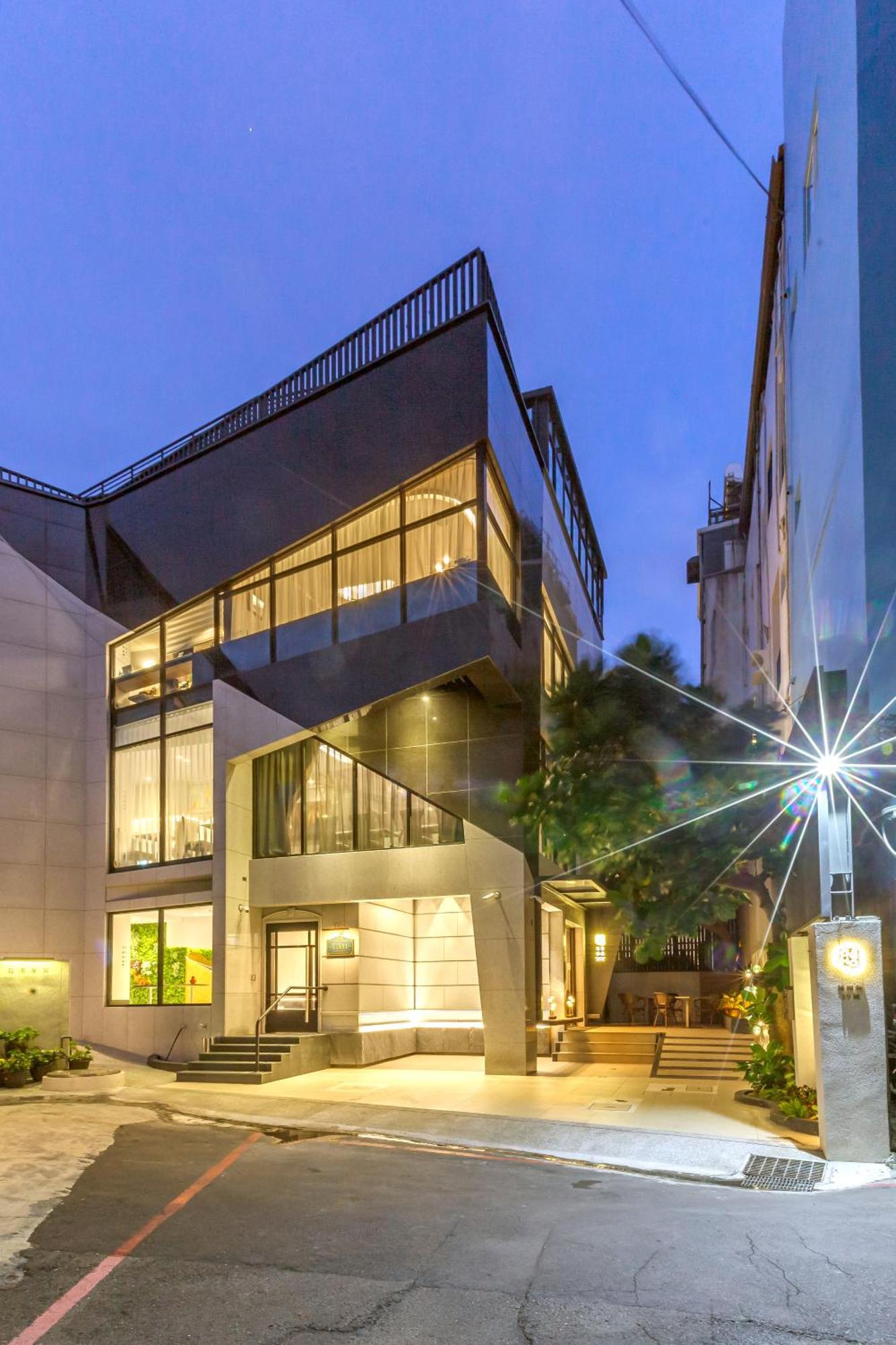 Bed and Breakfast 墾丁耳東華苑erdong Manor Exterior foto